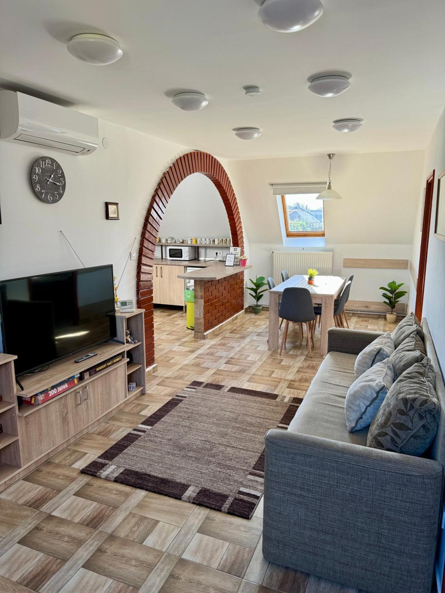 Rudolf Apartment Boedapest Buitenkant foto